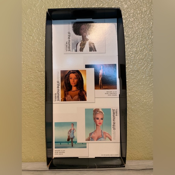 Mattel Barbie Gold Label 2004 Model Of The Moment Michelle Urban Hipster Doll - Picture 4 of 15